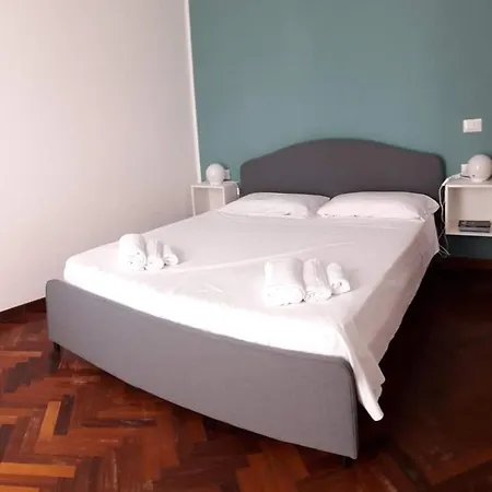 Affittacamere Pepe's Place - Re Di 3*