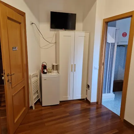 Pepe's Place - Re Di 3* Roma
