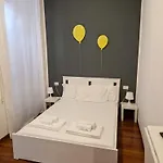 Pepe's Place - Re Di Πανσιόν
